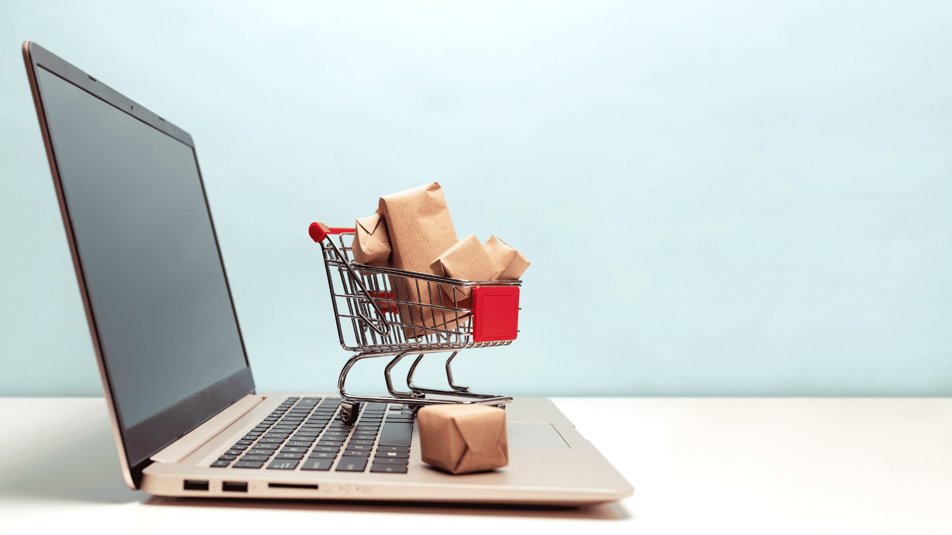 What Makes Dubai Freezones Ideal for E-Commerce Startups